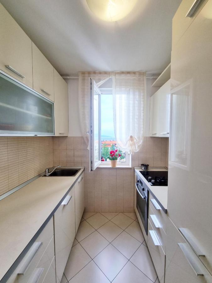 Apartment Rijeka With Sea View Εξωτερικό φωτογραφία