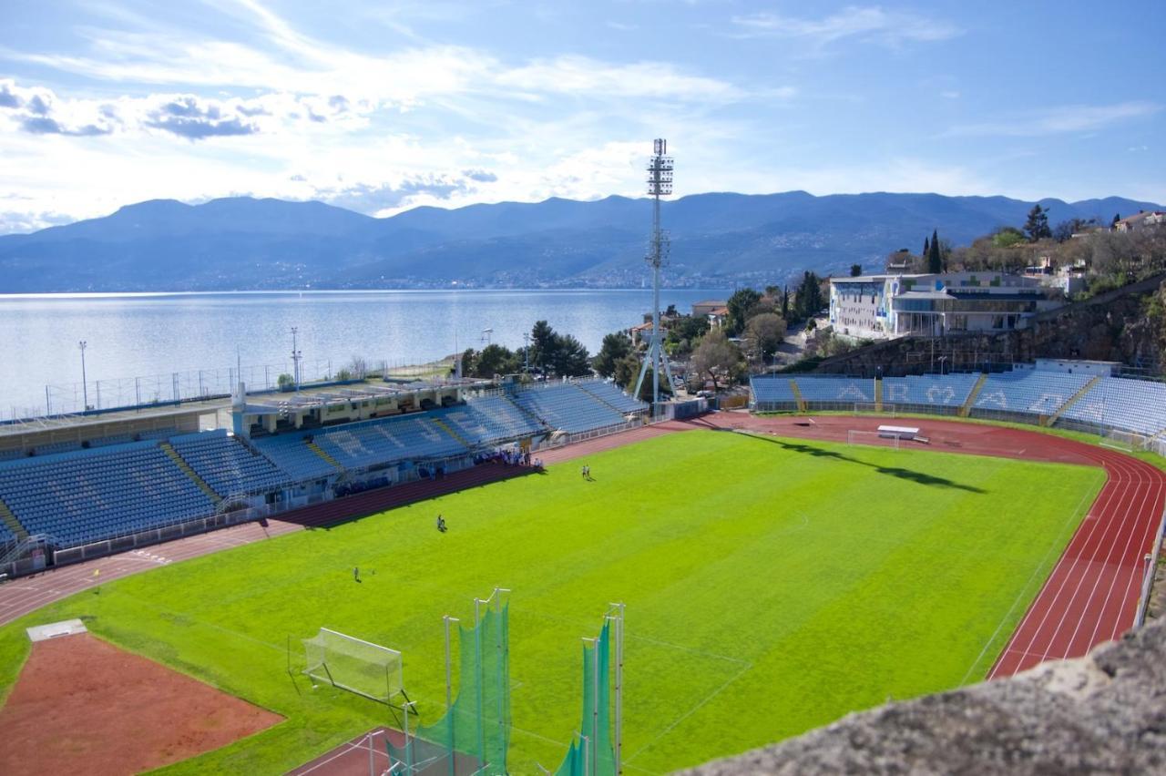 Apartment Rijeka With Sea View Εξωτερικό φωτογραφία